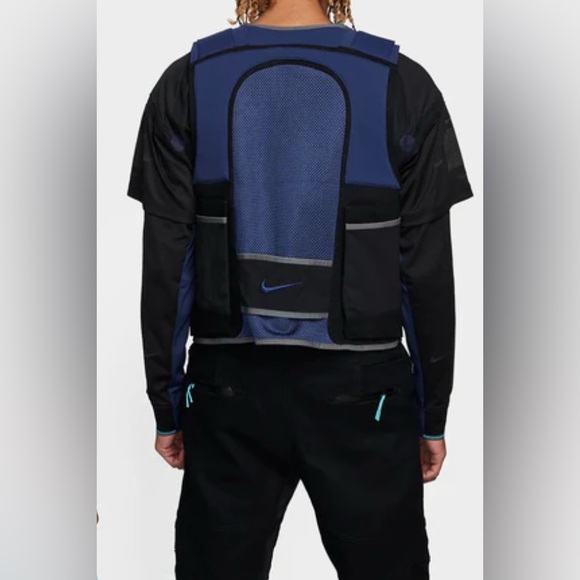 NWT Nike ISPA Gilet 2.0 Vest 'Black Midnight Navy' FB2376-010 - Picture 4 of 8
